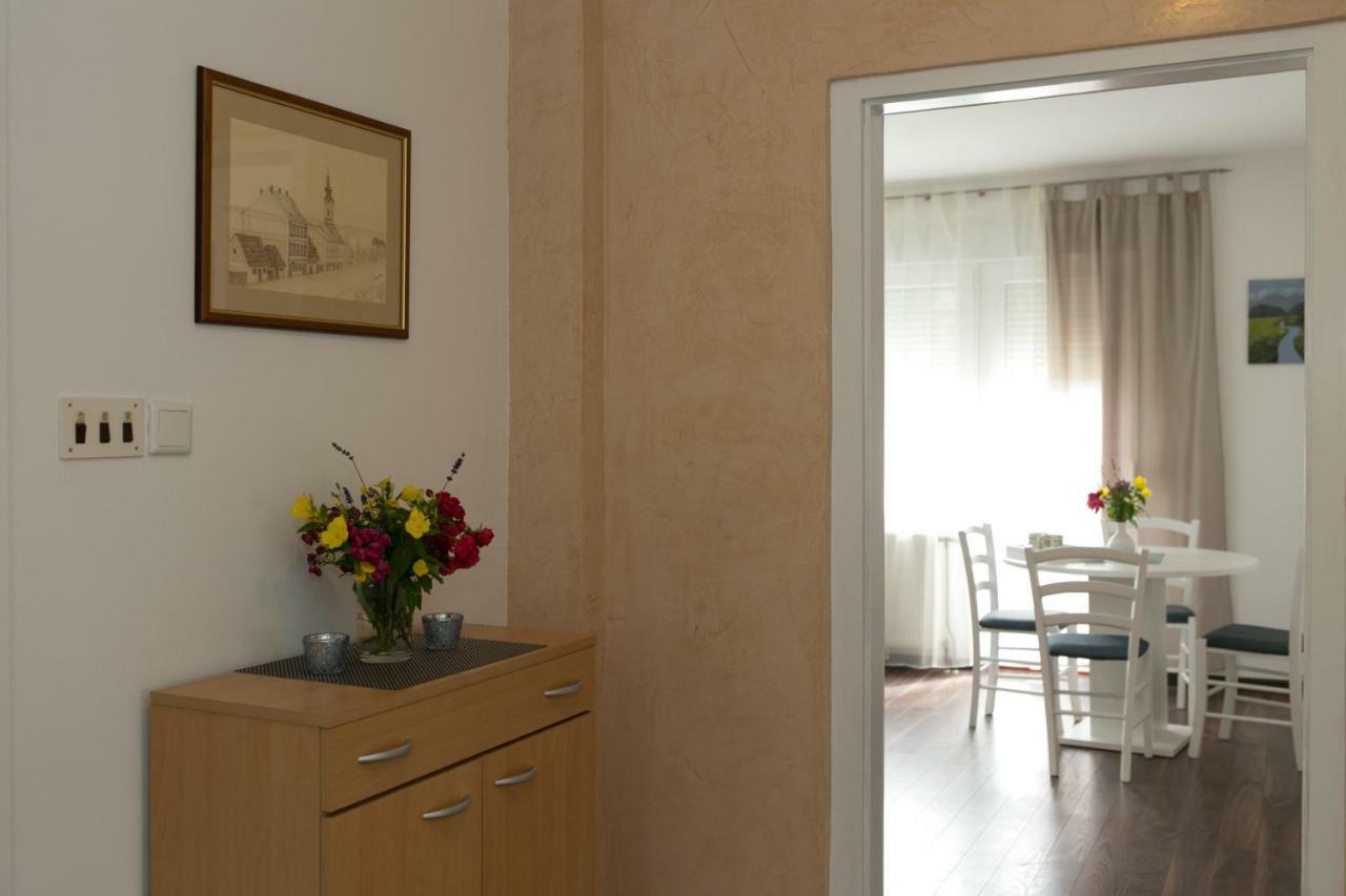 Apartman Maja Apartment โอโทชาส ภายนอก รูปภาพ